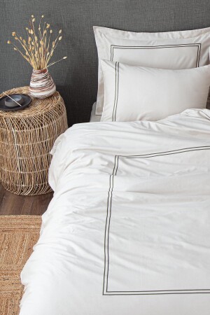 Lavin King-Size-Bettbezug-Set, 100 % Bio-Baumwollsatin, bestickt, beige-grün, 240 x 220 cm, NVRLVN240 x 220 - 5