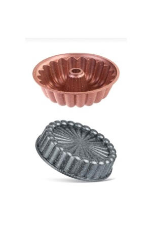 كعكة كعكة من النبيذ من النبيذ والكعك المقسم بشكل وثيق - Laviss Kitchen