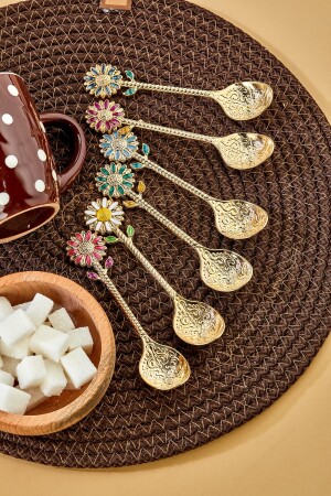 Luxuriöses goldenes Metall mit Gänseblümchen-Motiv, 6 Stück, Gewürzlöffel, Teelöffel, Kaffee- und Zuckerlöffel. 6-teiliger Gänseblümchen-Löffel - 2