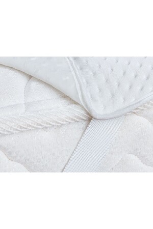 مقعد سريري مزدوج مرنة من الزاوية المضادة للقليل من السوائل - أبيض - Madame Coco