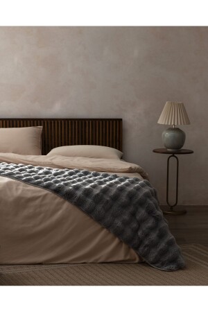 (منز ويسال) - Madame Coco