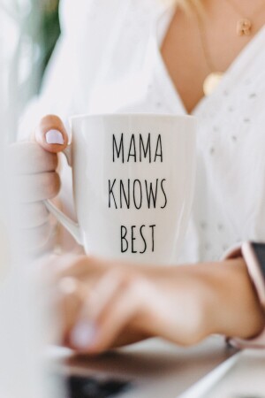 Mama Knows Best Porzellan-Muttertasse – 330 cc MUG004-MKB - 5