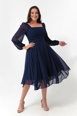 Marineblaues Abendkleid aus Midi-Chiffon mit quadratischem Kragen und Gürtel für Damen in Übergröße - 1