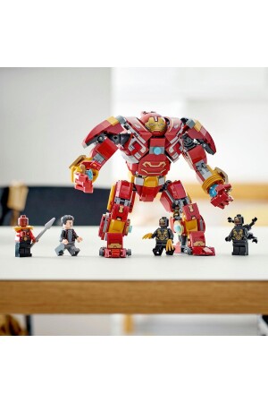 ® Marvel Hulkbuster: Kampf um Wakanda 76247 – Bauset für Kinder ab 8 Jahren (385 Teile) - 11