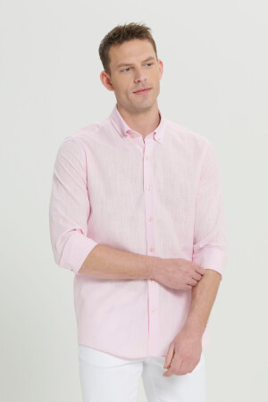 Maßgeschneidertes, schmal geschnittenes, schmal geschnittenes, schmal geschnittenes Herrenhemd mit Knopfkragen in Leinenoptik aus 100 % Baumwolle in Rosa, ausgestelltes Hemd 4A2021200056 - AC&Co / Altınyıldız Classics
