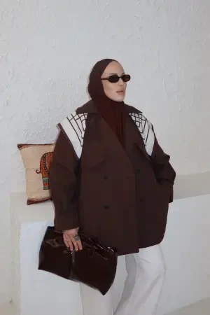 Massi Model Oversize Trenchcoat Braun - Nuuwears