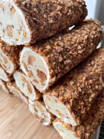 Mega Badem Kremalı ve Badem Parçacıklı Lokum - 500gr - Halal