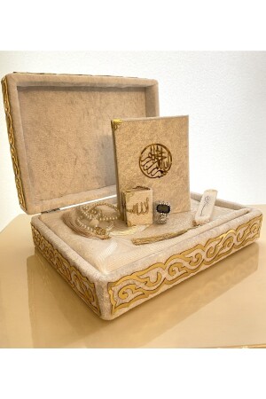 Mit Samt überzogene Truhe, Koran-Gebetsteppich und Geschenk-Mitgift-Set, ecrufarben - 6