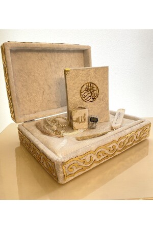 Mit Samt überzogene Truhe, Koran-Gebetsteppich und Geschenk-Mitgift-Set, ecrufarben - 8