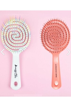 MNZ - الوردي والأبيض برشة الشعر البيضاء ثلاثية الأبعاد 02 - Nascita