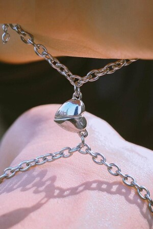 سوار من قبل محبي MNZ مع قلوب مغناطيسية متصلة (1 زوج) bbb13 - Takı Dükkanı