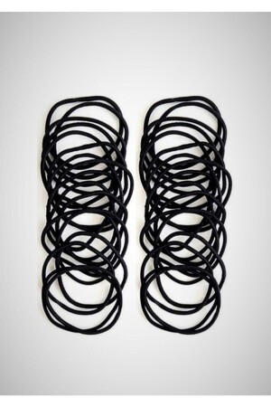 مجموعة MNZ من 12 حلقة سوداء رقيقة مُنحَصّة - C&E Design