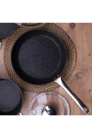 MNZ-خط أسود الجرانيت 22 بان KAVM22 - Falez