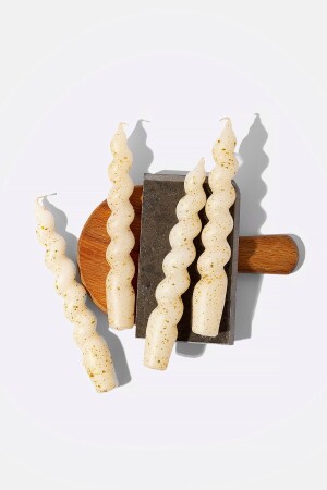 مجموعة MNZ من 4 قمرات إيطالية من الكريم الملتوي ذهبية شمعة شمعة GZMH-98565 - Gizemli Home