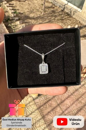 هدية من طراز MNZ - هدية من طراز Baguette Stone Diamond Model Necklace هدية جميلة 925 سدرلينغ فولاذي سلسلة خنجر - Lucente Jewellery