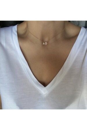 حرف من خط MNZ قلادة قلب - Vi Store Vi Jewelry