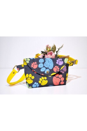 (MNZ) - (COLORFUL PAWS) - (STUFF DETAIL) - (و (YELLOW STRAP DETAIL) - (المتفردات في - Minart Design