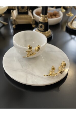 رف عرض من المرمور من MNZ مع أدوات النمر الذهبية Elg80 - BGM ELEGANT DESİGN