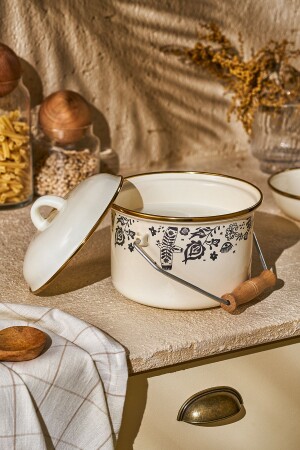 علبة يوجورت من نوع MNZ - Emsan