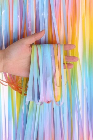 ديكورات الحفلات من الستائر الحديدية متعددة الألوان MNZ - Le Mabelle