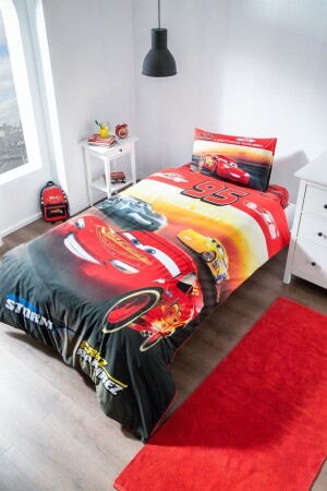 تم ترخيصها من قبل شركة MNZ ، مجموعة غطاء واحد من السيارات McQueen BC104368 - Özdilek