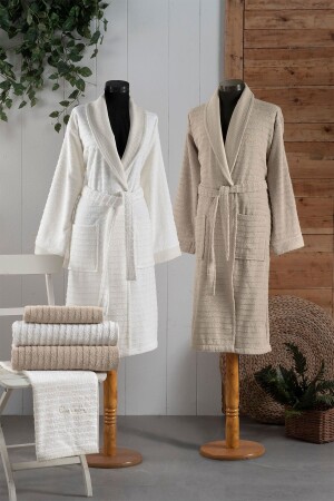 كريم عائلي لينة من موجة MNZ - Mink - Pierre Cardin