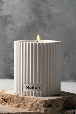 شمعة مزينة من نوع MNZ - Olailon