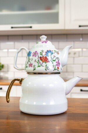 توابل الشاي الملكية من البورتسلاين التي تحمل اسم MNZ مع توابل الشاي Piraye - Miss Betty