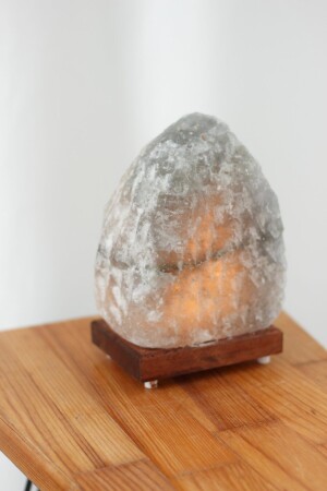 مصباح الملح الطبيعي MNZ - Salt And More