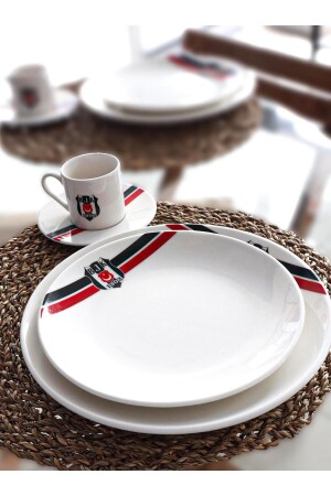 مجموعة من الأطباق والكوبات من الفورسلين المعتمدة على ترخيص من MNZ ST-BJK-11 - Beşiktaş