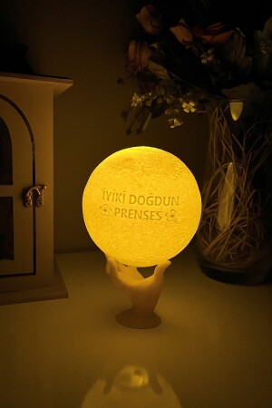 (MNZ) - عيد ميلاد سعيد (ملكة القمر الكرة اليدوية) - (موقفة يد (نيون) - (مصباح مدفوع) - (مصباح ال - Zone Ozone