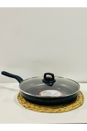 MNZ-32 Cm Black Pan مع غطاء زجاجي CML0272 - COOKCASE