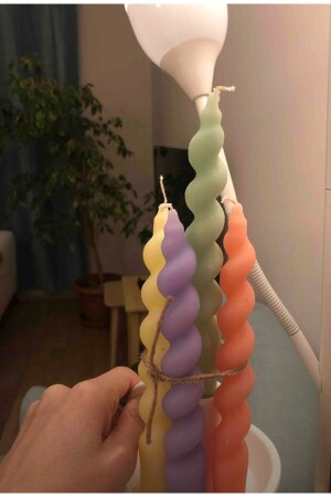 MNZ-4 شمعة مزورة مُزخرفة - Mumbox