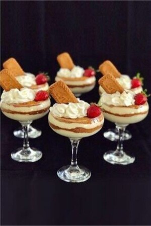 MNZ-6 حامل عرض كوب زجاجي مع قدم Fma091511 - Paşabahçe