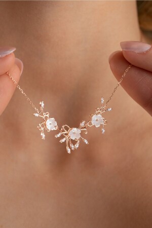 MNZ-925 وردة فضية سمالية 3 قطع من زرقاء المغنوليا الزهرة عنق NRZ998921 - NEREZE