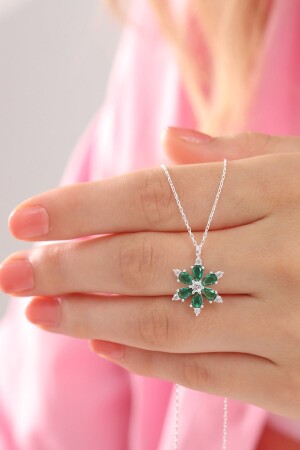 MNZ-925 سلسلة فضية سمالية زهرة الحجر الزرقاء زهرة الأمل قلادة LOTUS-0001 - Bilsen Store