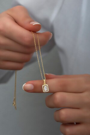 MNZ-925 سبرينغ فولدر الذهبية الباجيتة الرومانسية عنق NRZ998123 - NEREZE