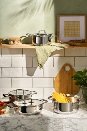 (MNZ-Arya) إدخال على أساس 8 قطع من الفولاذ طباخات مجموعة 153. 03. 08. 2188-1 - Karaca