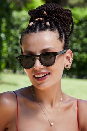 MNZ-Bh 3000 06 نظارات شمسية يونيسيكس BH 3000 06 - By Harmony