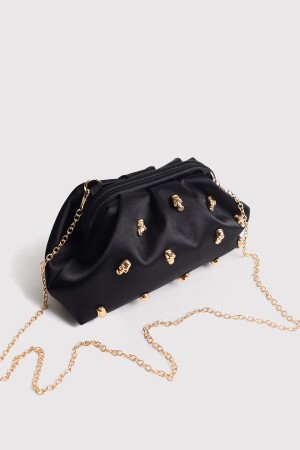 كيس ملابس المساء من MNZ-Black Satin Skull Stone Clutch - Berlesi