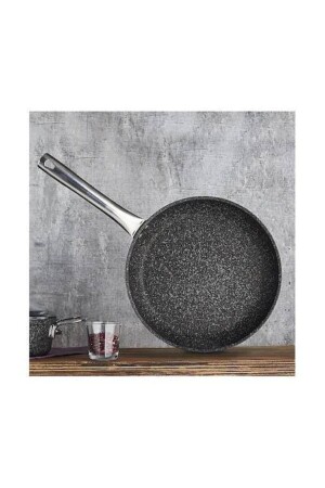 MNZ-Blackline Pan 28 سم FLZ-BLCKLN28TV-SIY - Falez