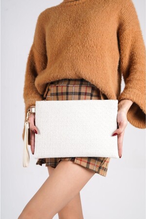 كيس مكبّنات للمرأة من كريم باريس من MNZ-Capone 356-Z003-MDC-01-0001 - Capone Outfitters