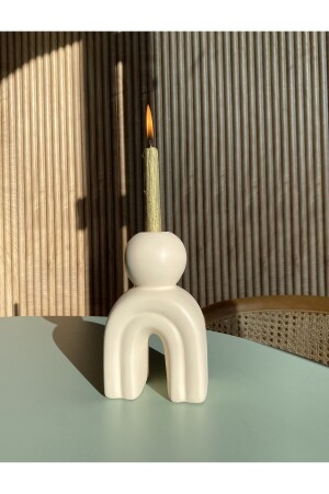 صيغة حامل شمعة مصنوعة يدويا من طراز MNZ-Ceramic صيغة بيج لون ارتفاع 16 سم عرض 10 سم - Astrehome