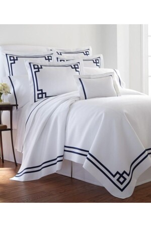 MNZ-Double White and Navy Blue Stripped Cotton Satin Duvet Cover Set Km45667 - METİNEV