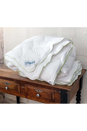 MNZ-Elegant Aloe Vera Double Lovera Quilt (195x215). MST05542 - Othello