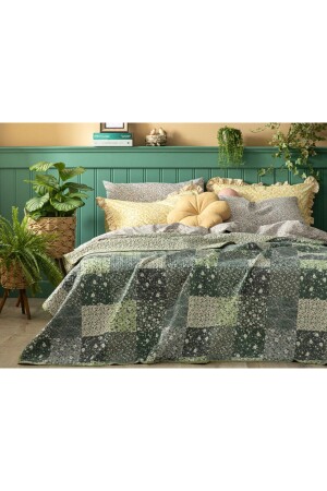 MNZ-Flower Patchwork King Size غطاء متعدد الأغراض 240x220 سم خضراء - English Home