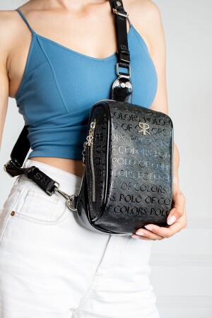 MNZ-Impolo Lilyan Black Patent Leather Print حمض و كيس الجسم المتقاطع للمرأة 25x16 حجم - Impolo