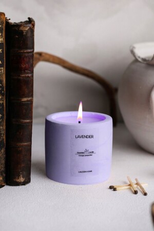 شمعة منخفضة من الـ MNZ-LAVENDER - Lalezen Home