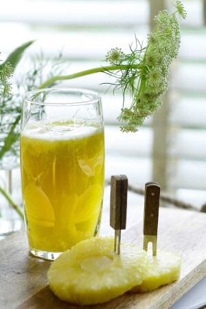 كوب من النقرات المزروعة للشرب الغازي (MNZ-Lena) - Lav