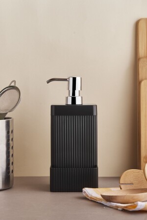 مُنْقِذ الصابون السائل الأسود لـ MNZ-Lisbone 13142 - Perotti